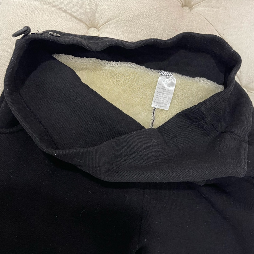 Exceptional Quality, Never Worn Woolen Maternity … - image 2